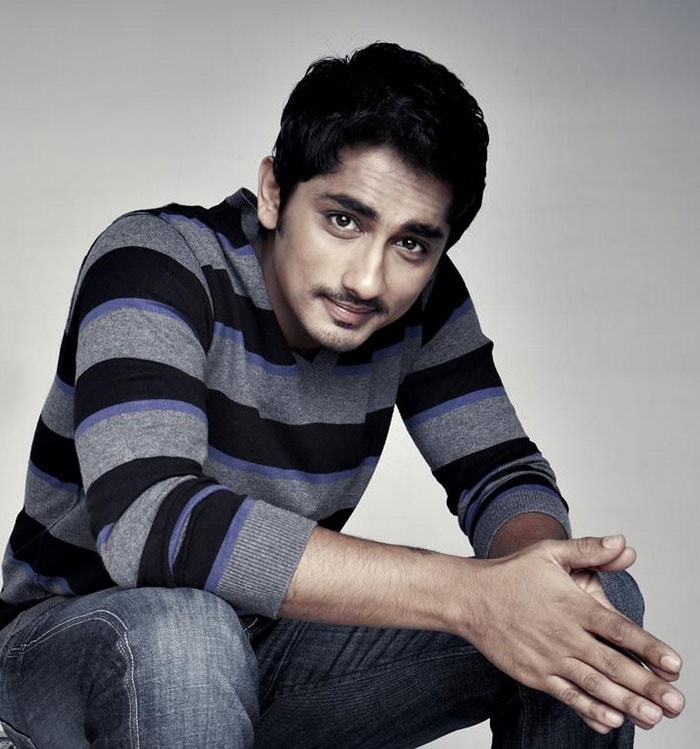 Siddharth romances Priya, Nitya in 180