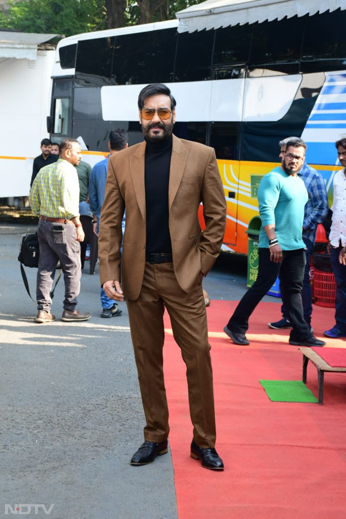 Pics: How Ajay Devgn, Tabu, Vicky Kaushal And Others Spent Their Thursday