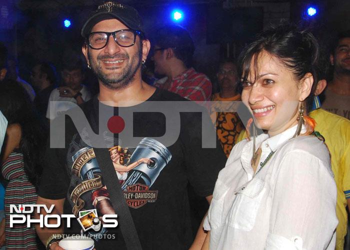 Celebs enjoy a musical night