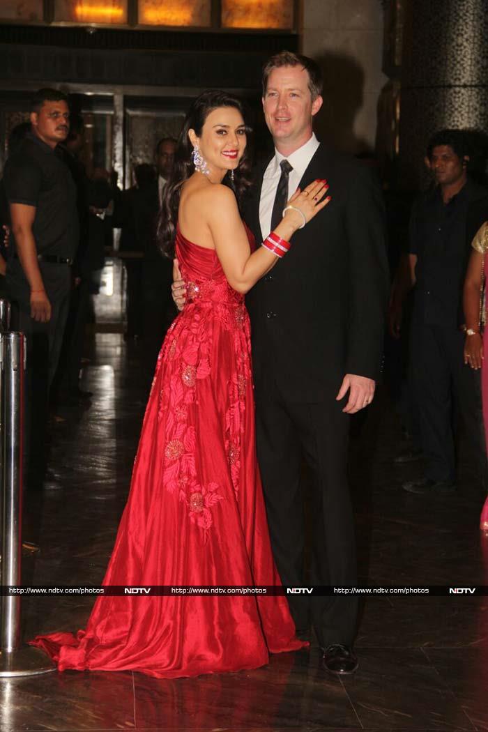 At Preity Zinta\'s Reception: Salman, Madhuri and Other A-List Stars