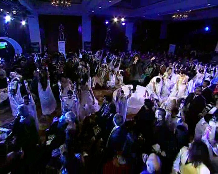 Taking a pledge to protect the Mother Earth.