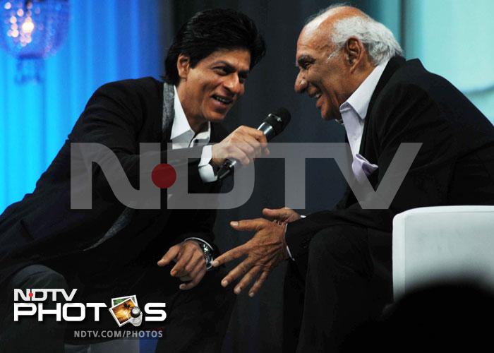 Shah Rukh Khan hosted a very special live chat with Yash Chopra, who turned 80 on September 27, 2012. During the chat SRK convinced Mr Chopra to sing the famous song <i>Ae Meri Zohra Jabeen</i> from the movie <i>Waqt</i>.