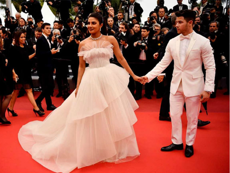 Cannes 2019: Priyanka Chopra And Nick Jonas Look Dreamy In All-White