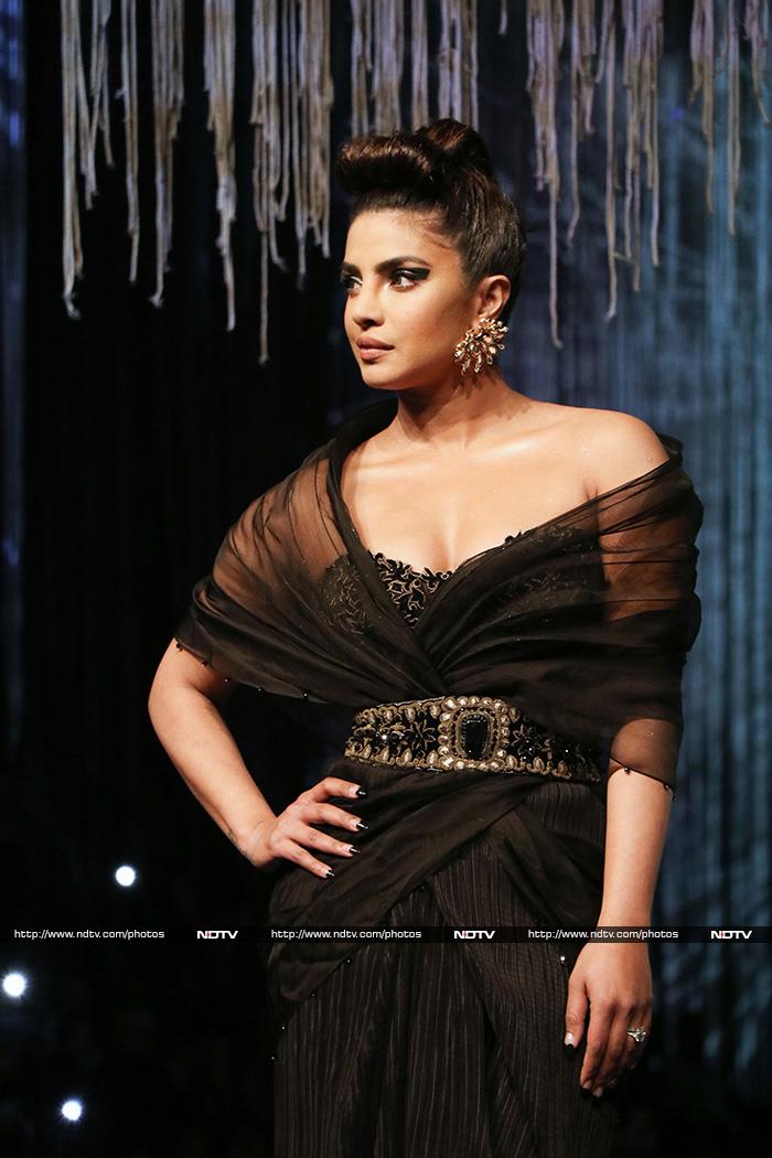Priyanka Chopra\'s Walk Of Pride: How She Ruled The Runway In Black