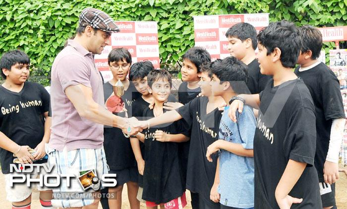 Salman Khan enjoys soccer match with kids