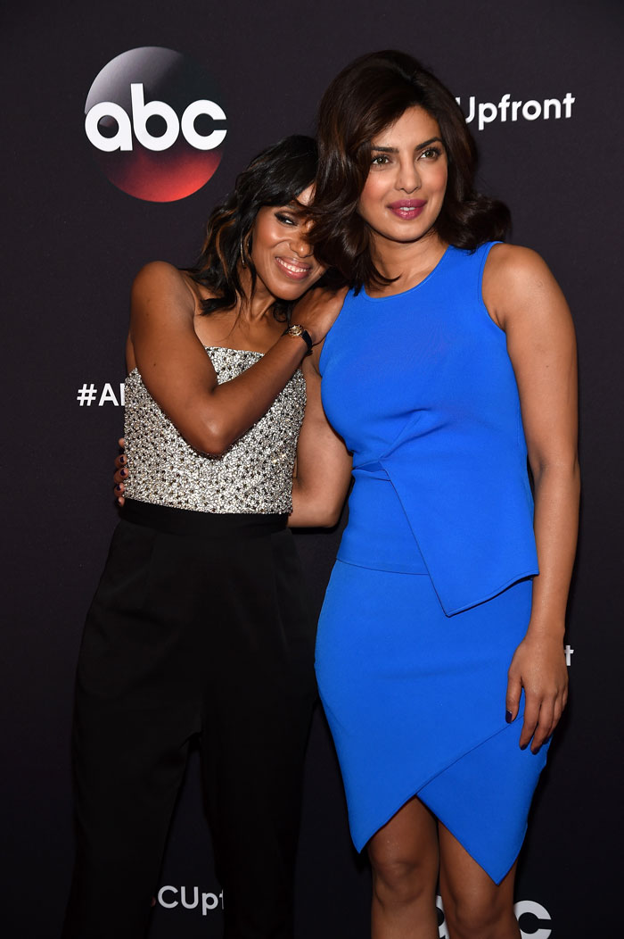Priyanka Hangs Out With Olivia Pope, Sonakshi Holds Fort at Mary Kom Party