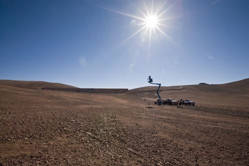 <b>A scorching beginning</b>: The scene of <I>Quantum Of Solace</I> being filmed in Paranal, Chile.