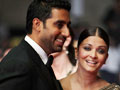 Photo : Ash, Abhi promote Raavan at Cannes