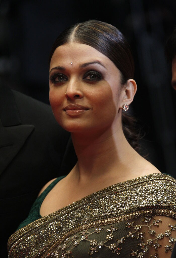 Ash, Abhi promote Raavan at Cannes