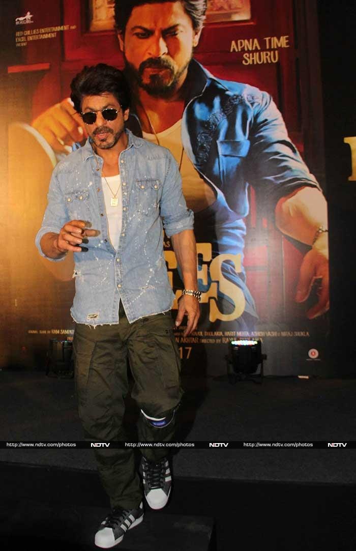 Shah Rukh Khan Lead The Blockbuster Raees Trailer Launch
