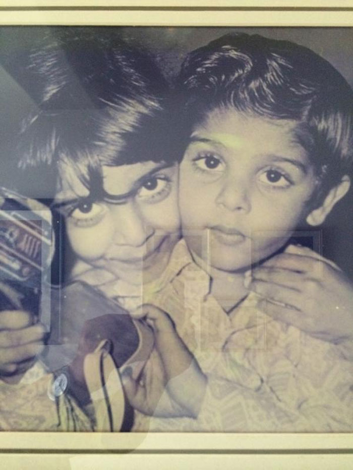 And then she took to Twitter to share a black and white picture with her brother during their childhood days. She captioned it "Look what I found whn I went to tie Rakhi to my brother!" <br><br>

This image was posted on Twitter by <a href="https://twitter.com/TheFarahKhan" target="_blank" rel="nofollow" >TheFarahKhan</a>