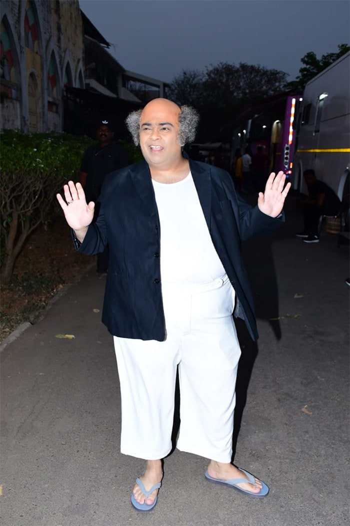 Comedian Kiku Sharda was snapped at the sets of The Kapil Sharma Show.