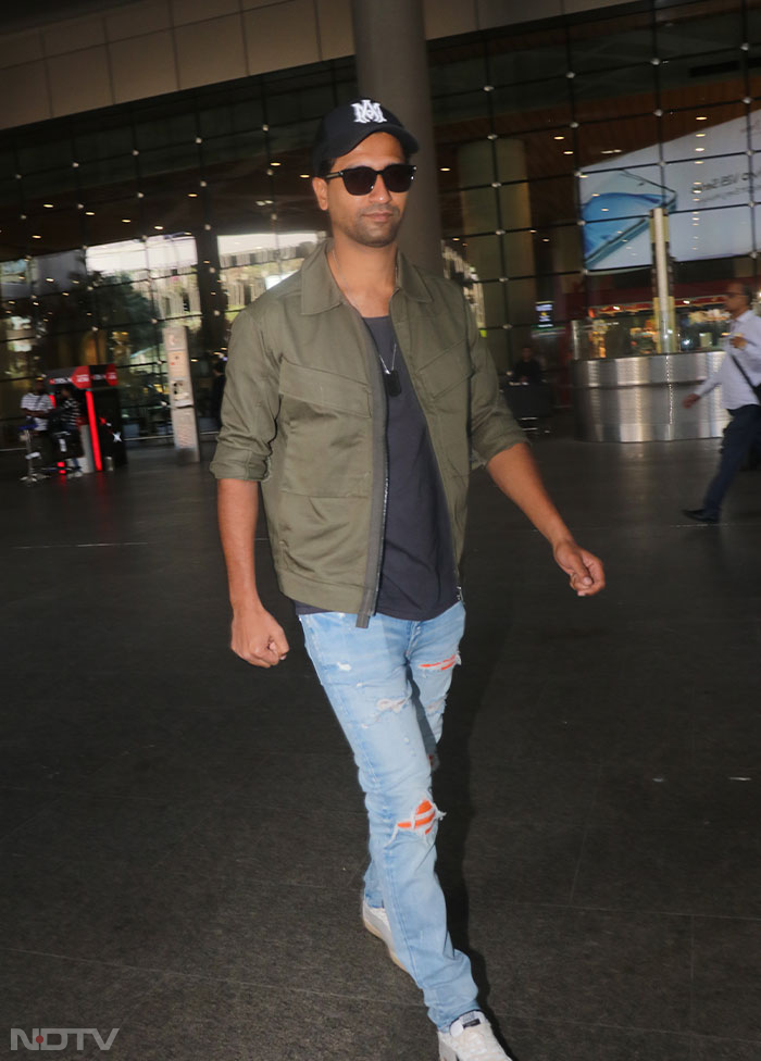 मुंबई एयरपोर्ट पर नज़र आईं रकुल प्रीत सिंह, दिशा पाटनी और नुसरत भरूचा