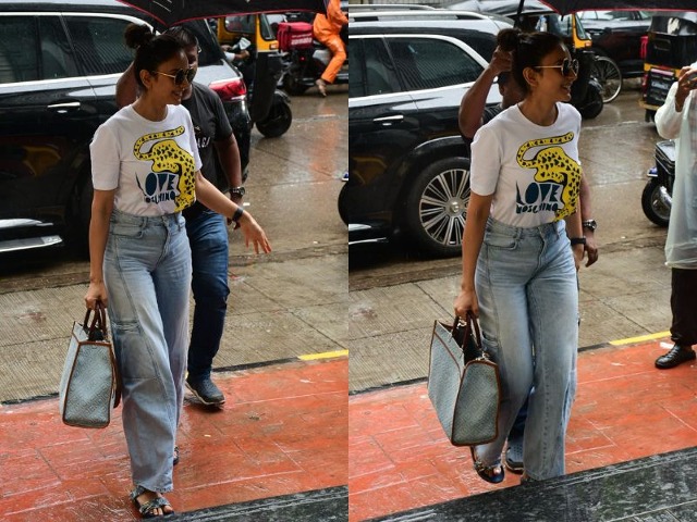 Rakul Preet Singh's Day Out In Mumbai