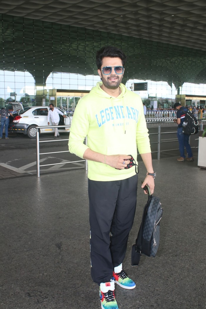TV host and actor Maniesh Paul was also photographed at the airport.