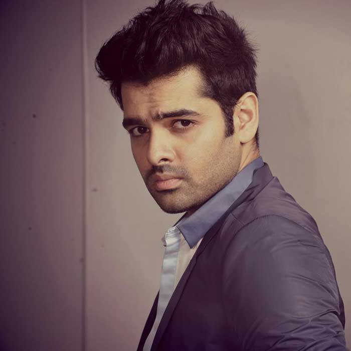 Ram Pothineni: HEART BREAKING news.. ?????? legend of indian cinema movie moghal #Ramanaidu garu is no more.. RIP<br><br>
This image was posted on Twitter by <a href="https://twitter.com/ramsayz" target="_blank" rel="nofollow" >Ram Pothineni</a>