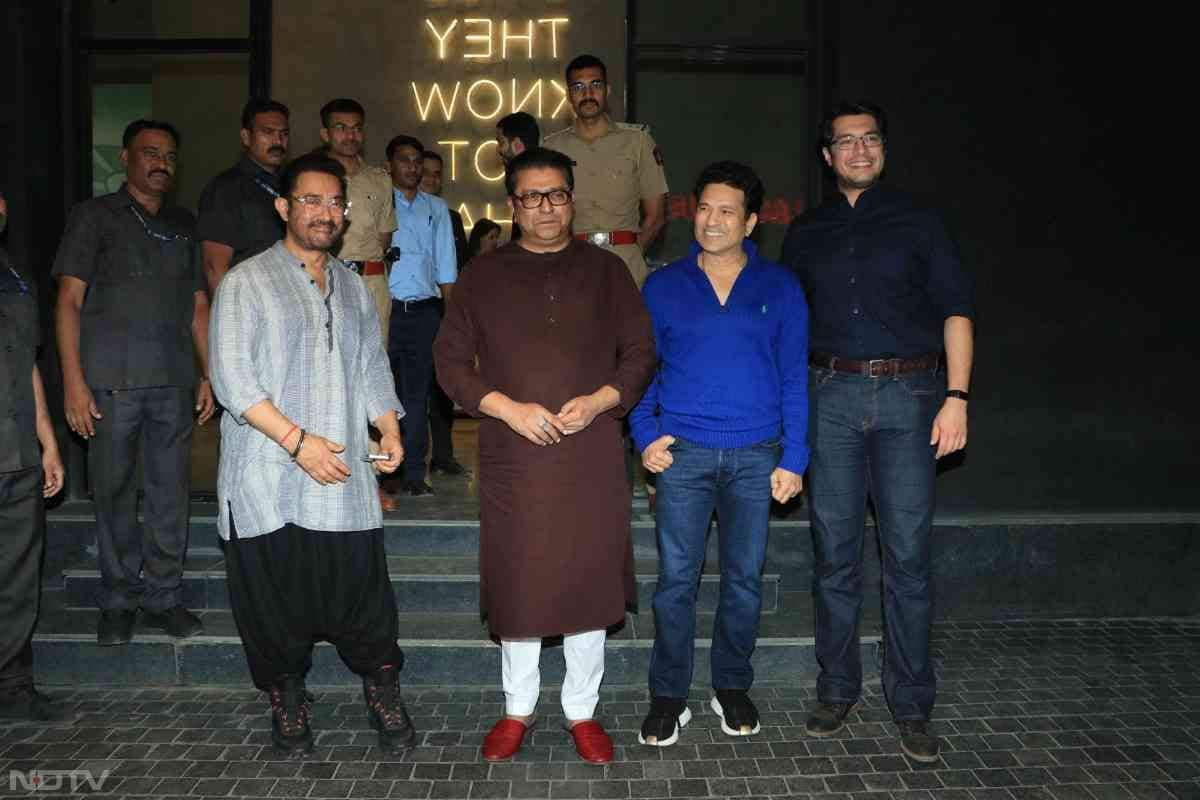 Aamir Khan, Junaid Khan posed with Sachin Tendulkar and Raj Thackeray at the screening. (Image Courtesy: Varinder Chawla)