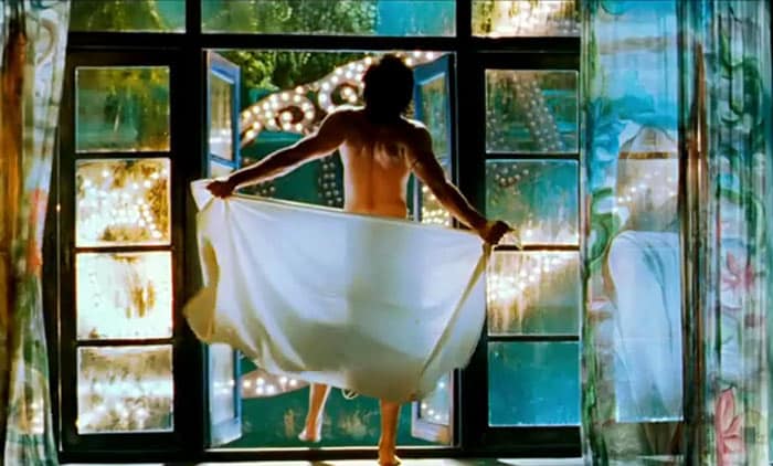 Peek-a-boo: Ranbir in towel, lingerie