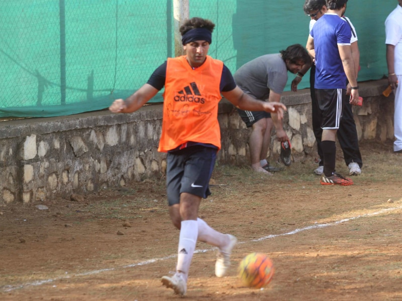 Photo : Football Tamasha: Ranbir, Abhishek's Sunday Ball Game