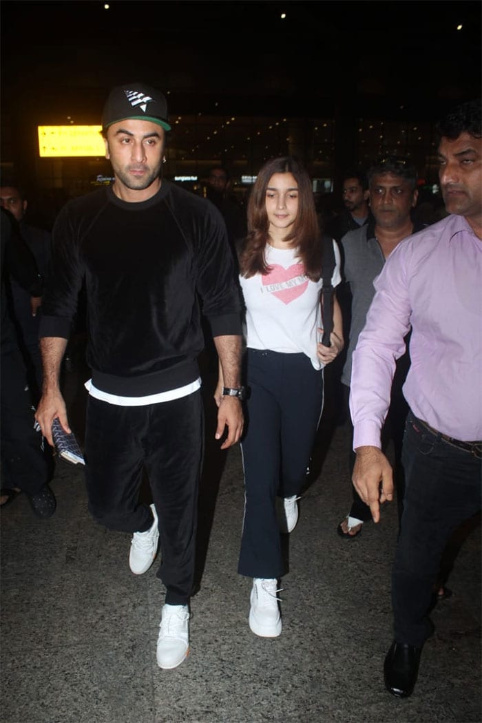 Alia And Ranbir Return From New York. Her Smile Says It All