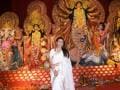 Photo : रानी मुखर्जी, जया बच्चन ने कुछ इस अंदाज में मनाई दुर्गा पूजा, देखें तस्वीरें