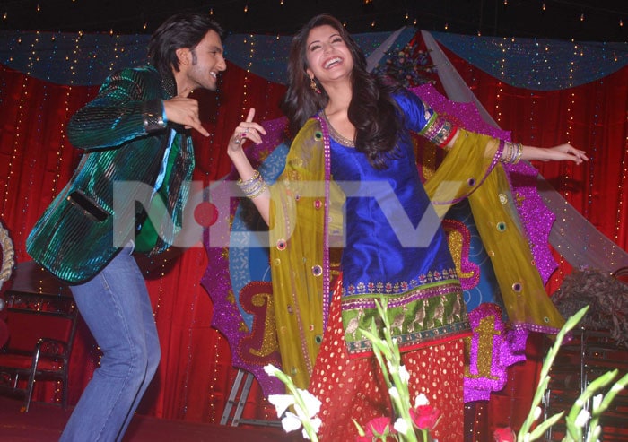 Anushka, Ranveer Have A Blast Together