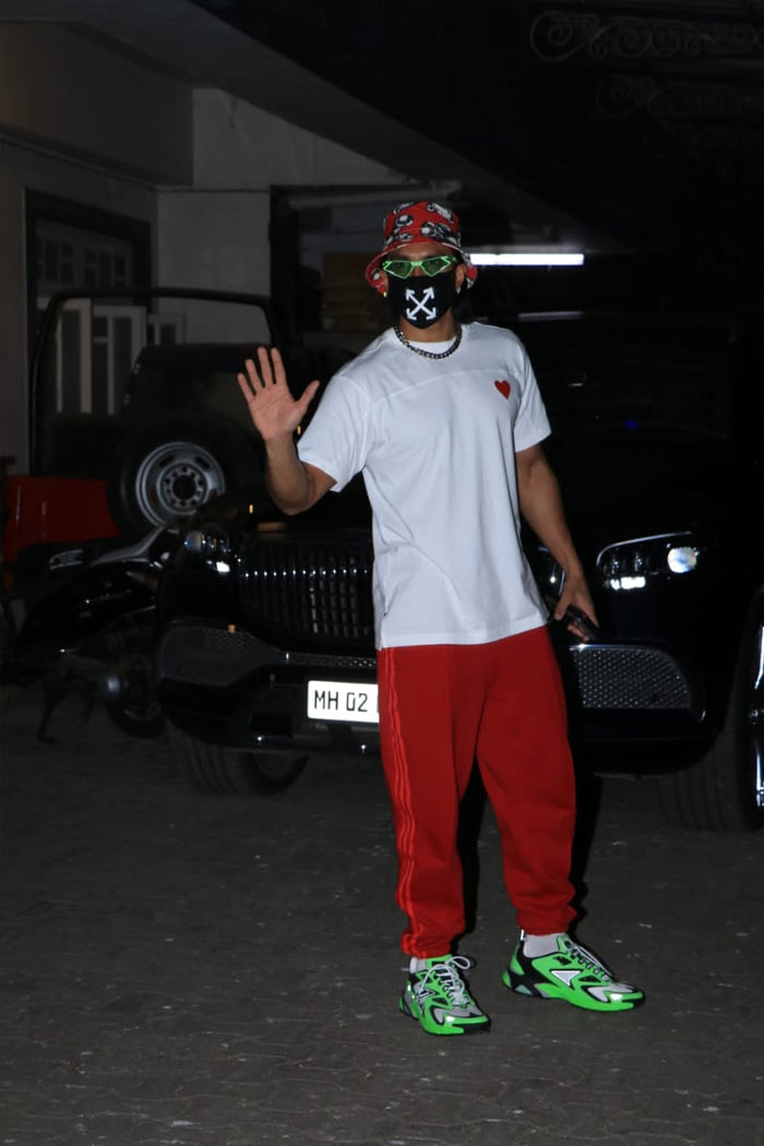 Ranveer Singh was spotted outside a dubbing studio in a white t-shirt and red track pants