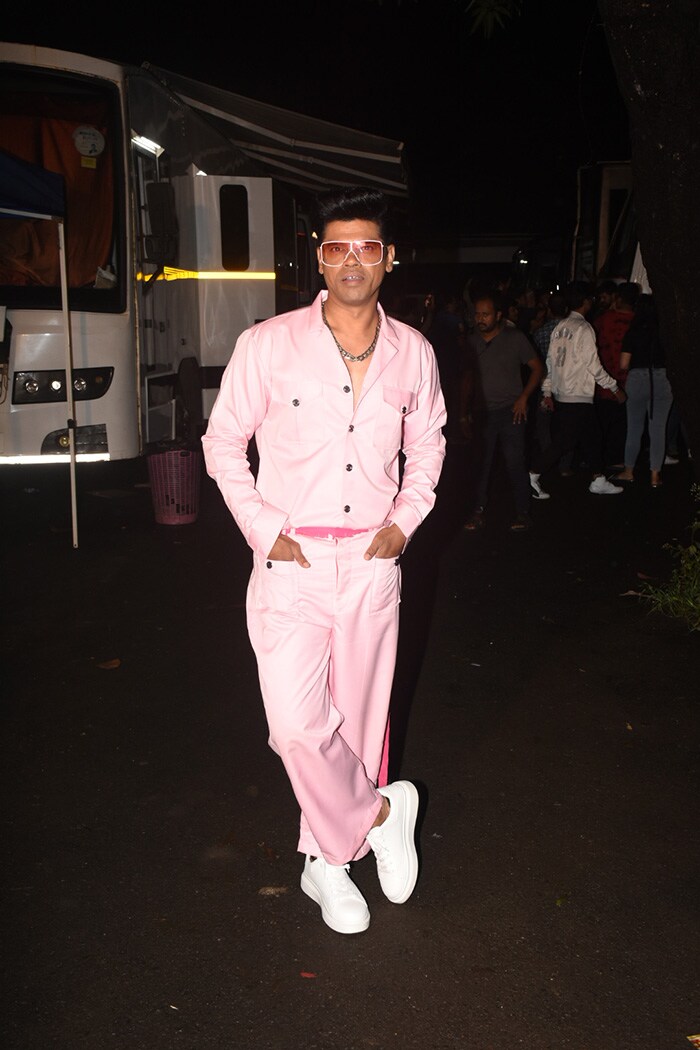 Siddhartha Jadhav posed for the shutterbugs in a pink co-ord set.