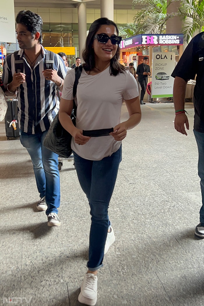 Rashmika Mandanna And Pooja Hegde\'s Airport Style