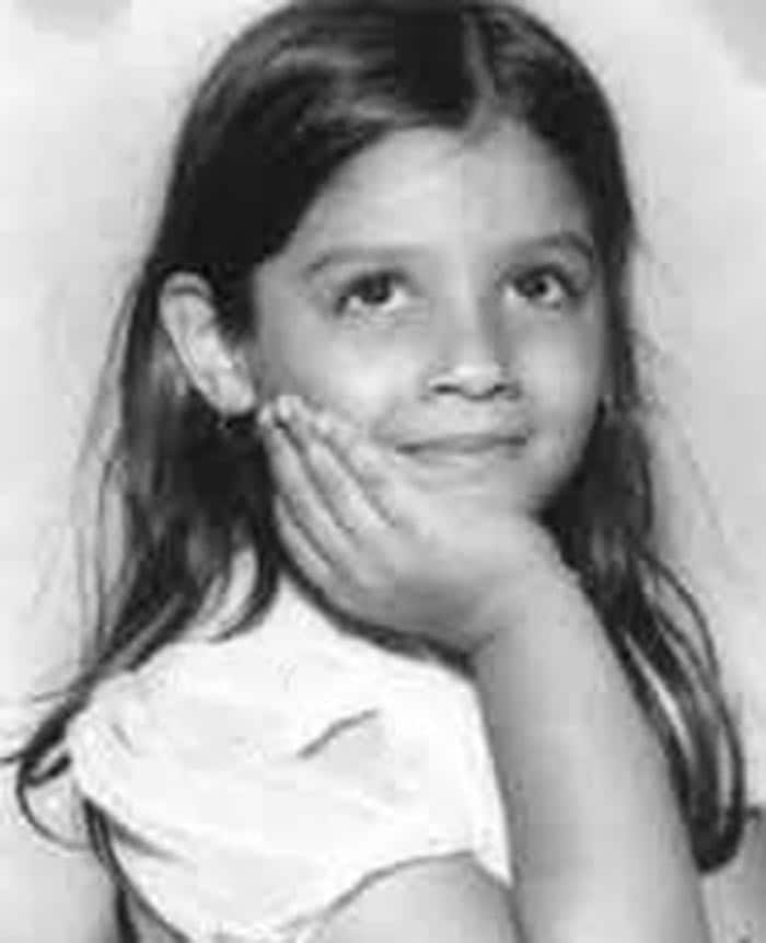 Happy Birthday Raveena Tandon. Shehar Ki Ladki @ 42