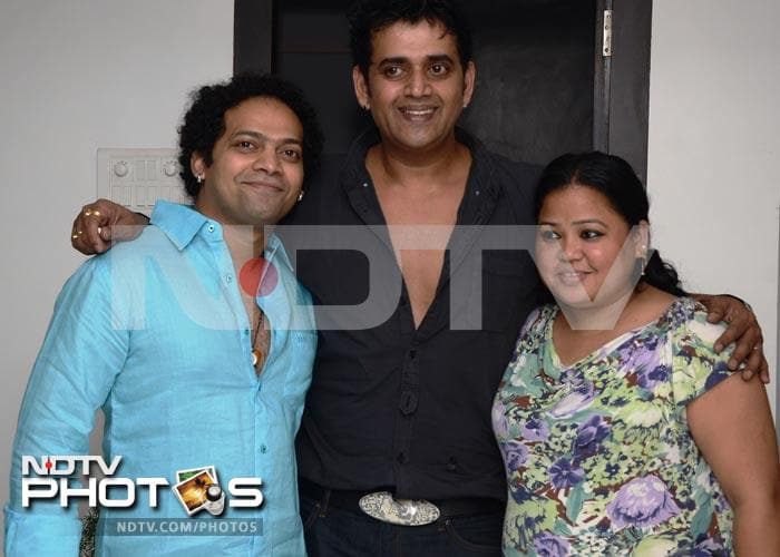 Ravi Kissen with  Bharti Singh and her dance partner Savio.<br><br> Bharti was also reportedly asked to leave <i>Comedy Circus</i> after she decided to participate in <i>Jhalak Dikhla Jaa</i>.