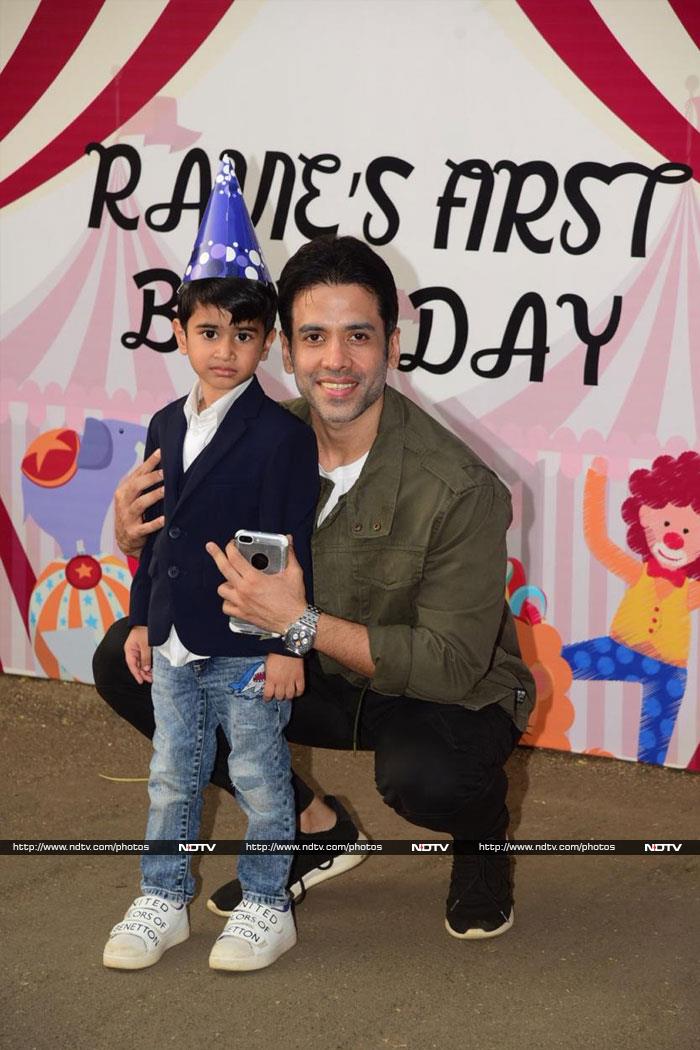 Ekta Kapoor's Son Ravie Turns One: Tusshar, Riteish, Esha Arrived With Their Little Ones