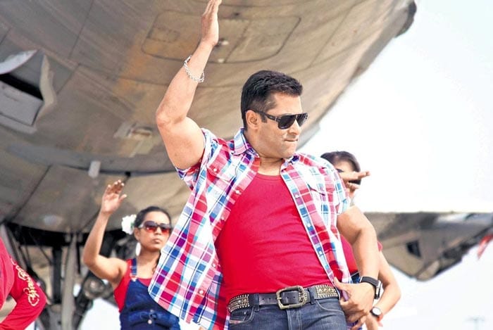 Salman is back with <i>Ready</i>