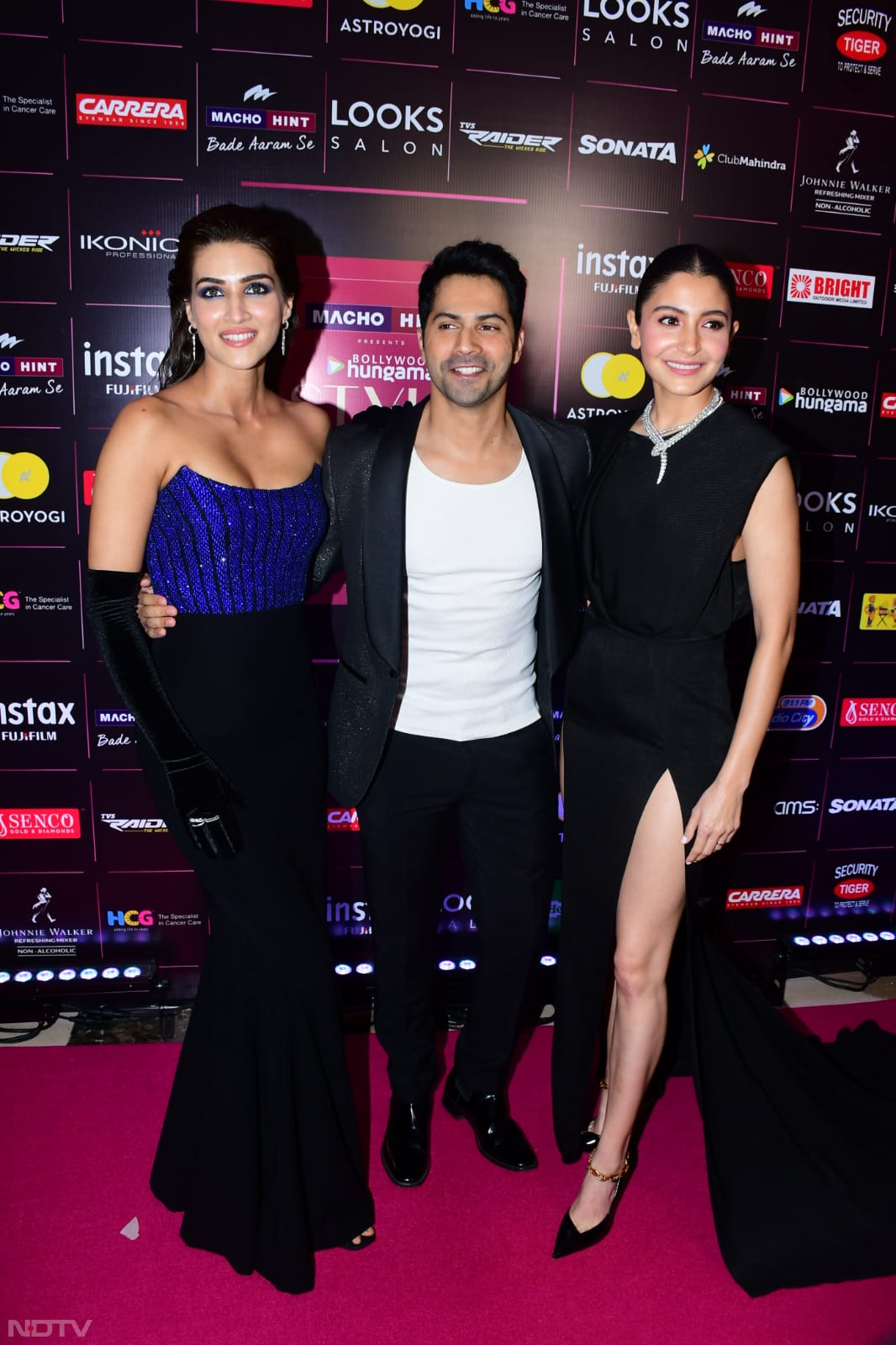 Red Carpet Round-Up: Anushka, Kriti, Varun, Malaika-Arjun And Others