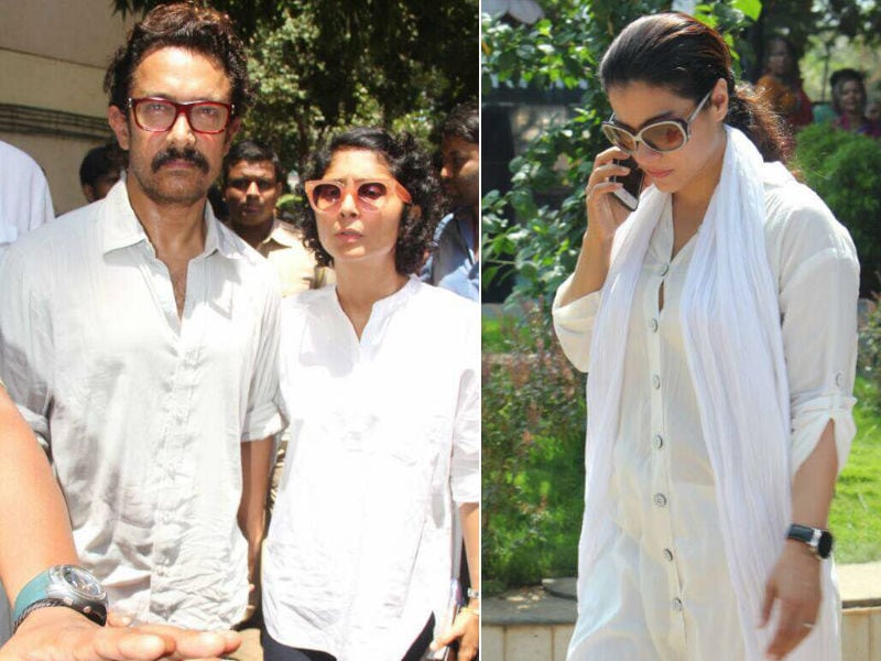 Photo : Aamir Khan, Kajol, Rishi Kapoor Bid Adieu To Reema Lagoo