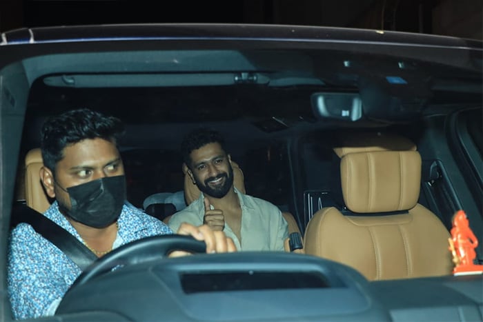 Vicky Kaushal happily posed for the cameras.