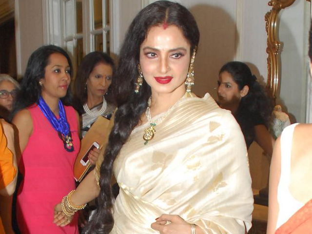Rekha @61: Age Is Just A Number for the <i>Khoobsurat</i> Actress
