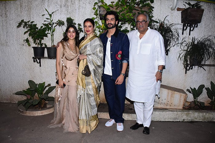Rekha, Sara-Ananya And Other Stars At Janhvi\'s Mili Screening