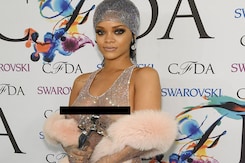 Censored! This is What Rihanna Considers a 'Dress' Censored! This is What Rihanna Considers a 'Dress'