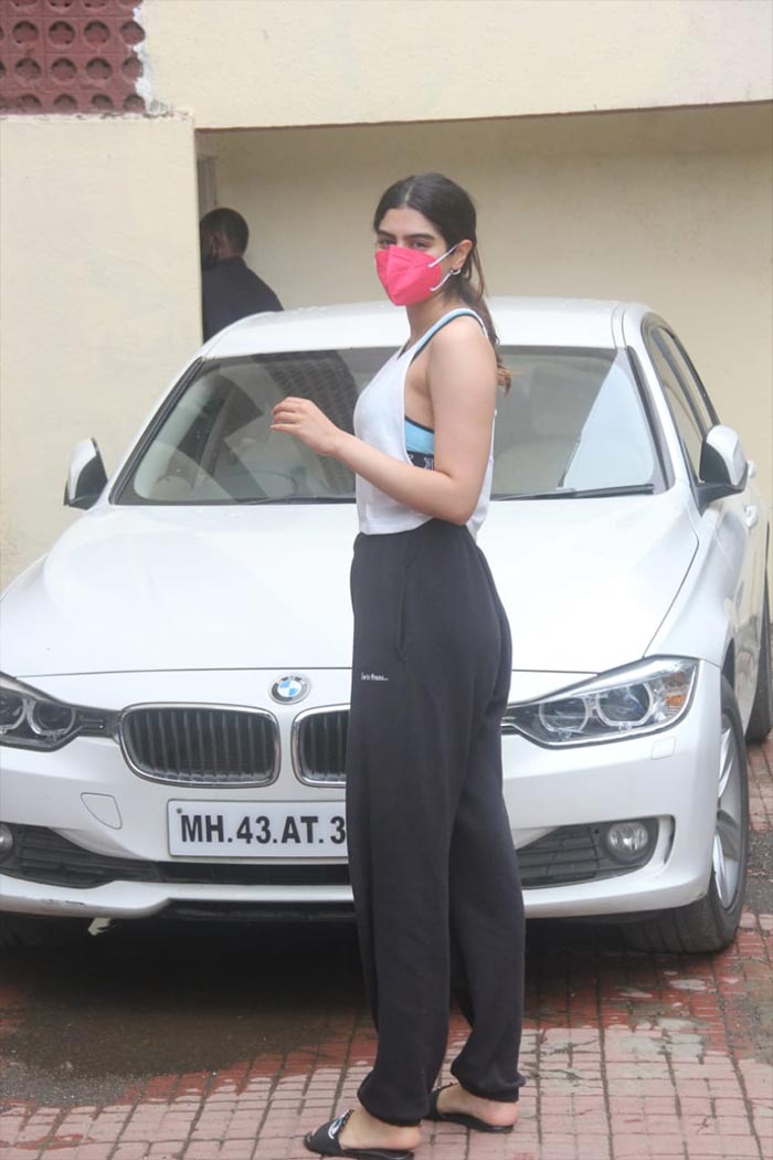 Khushi Kapoor is a regular at her gym and Pilates class.