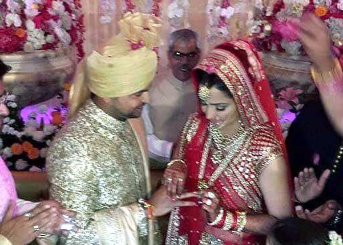 Congratulations, Mr & Mrs Suresh Raina