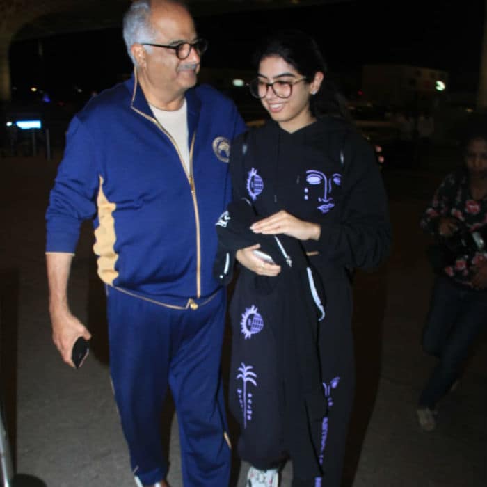 Rishi Kapoor And Neetu Kapoor Return To Mumbai