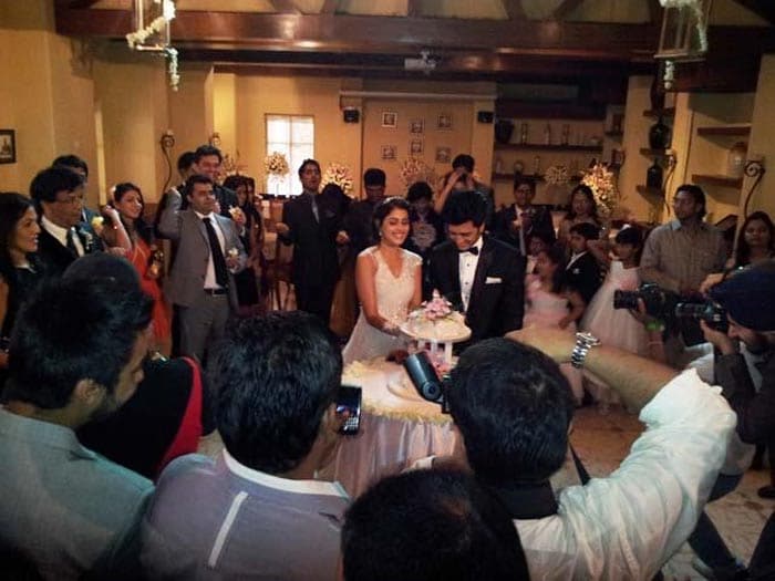 Inside Riteish-Genelia\'s Church wedding