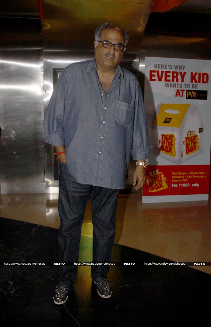 Filmmaker Boney Kapoor also attended the launch of the trailer.<br><br>Ahead: Poorna's pet love