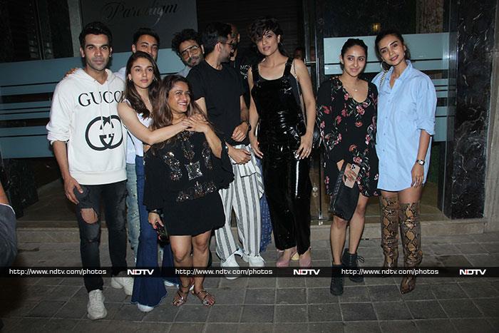 Priyanka, Katrina Party All Night With Bhumi, Kriti, Vaani