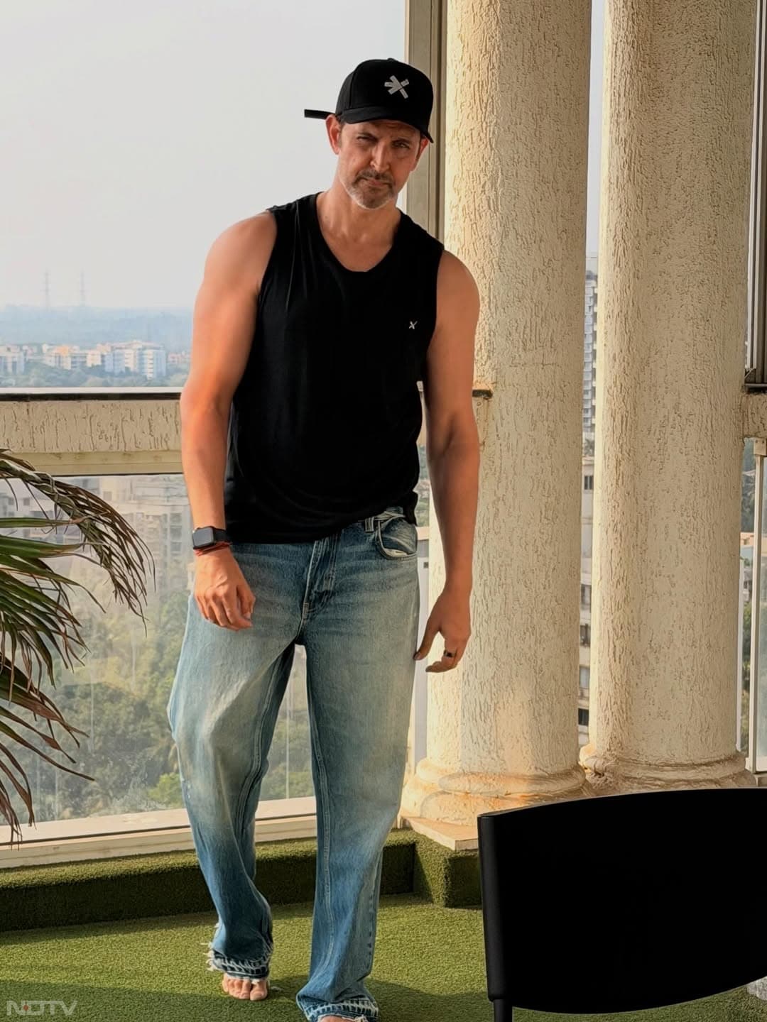 कृष एक पॉपुलर फ्रेंचाइजी है, जिसका फर्स्ट पार्ट 2003 में आया था, जिसका नाम कोई मिल गया था. फिल्म में ऋतिक रोशन के अलावा प्रीति जिंटा, रजत बेदी और रेखा अहम किरदार में नजर आए थे. जबकि 2006 में फिल्म का दूसरा पार्ट आया, जिसमें ऋतिक के अलावा प्रियंका चोपड़ा, रेखा और नसीरुद्दीन शाह अहम किरदार में नजर आए थे. वहीं कृष का तीसरा पार्ट 2013 में रिलीज हुआ, जिसमें कंगना रनौत, विवेक ओबरॉय अहम किरदार में नजर आए थे.