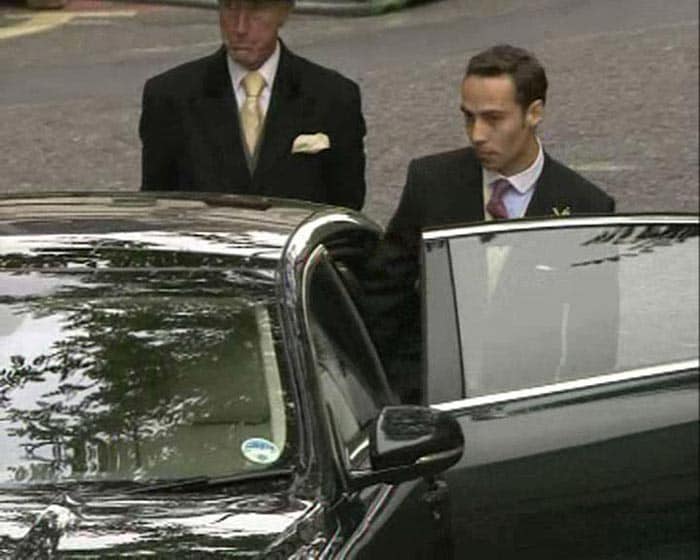 Kate\'s mother, brother arrive