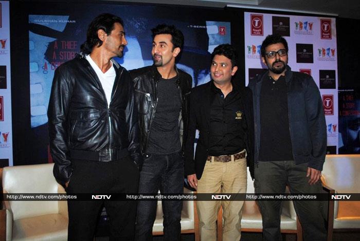 Arjun, Ranbir, Bhushan Kumar and Vikramjit Singh posed for a group picture.