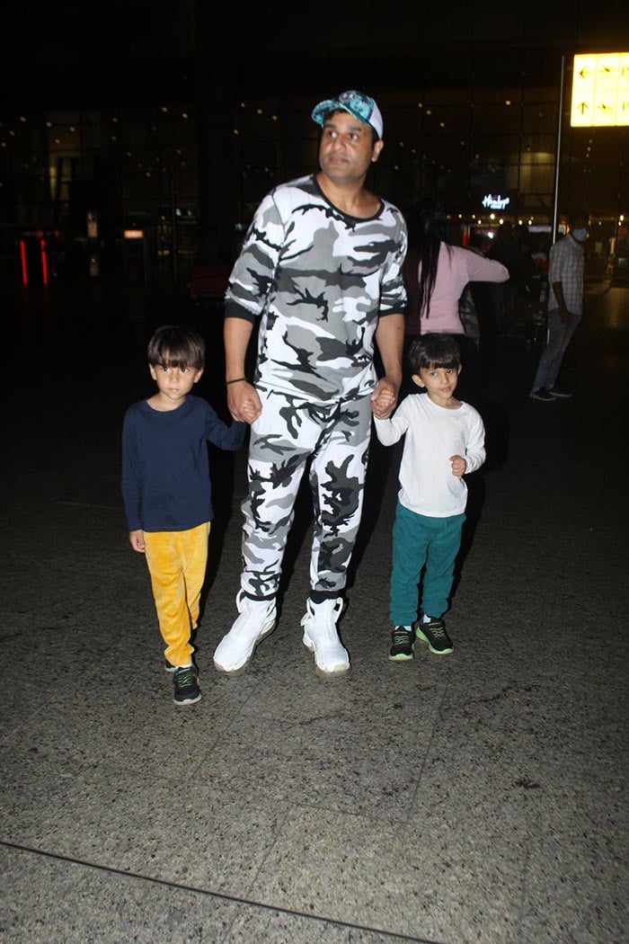 Krushna Abhishek posed with his twin sons.