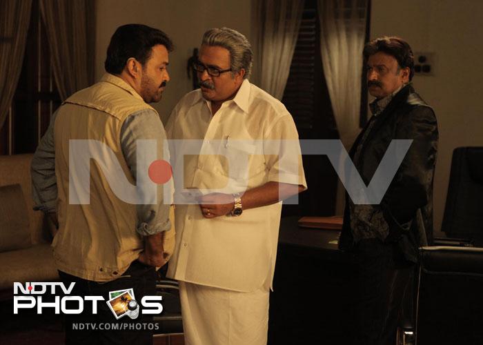 Stills: Mohanlal in Run Baby Run